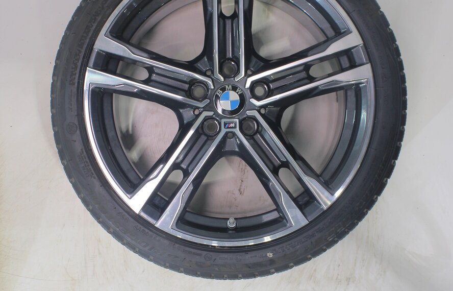BMW BMW 1 2 serie F40 F44 2 serie Gran Coupe 819M 18 inch velgen Bridgestone Runflat Winterbanden Origineel