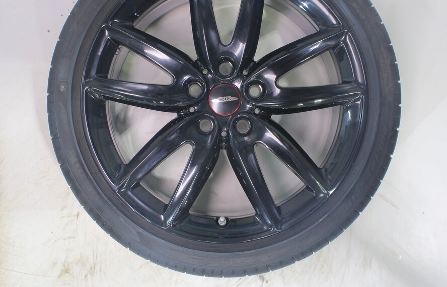 Mini Clubman F54 JCW815 18 inch velgen Pirelli Zomerbanden Origineel