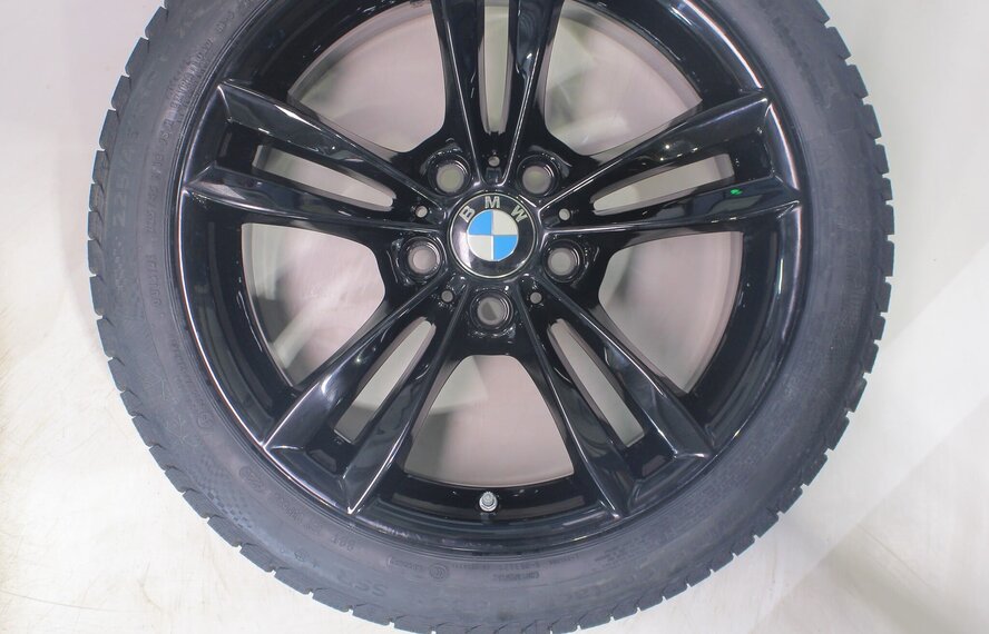 BMW BMW 3 4 serie F30 F31 F32 F33 F36 658 18 inch velgen Continental Runflat Winterbanden Nieuw Origineel
