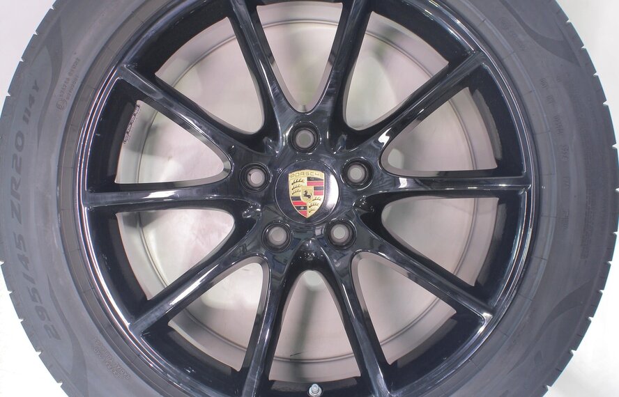 Porsche Porsche Cayenne E3 20 inch velgen Pirelli Zomerbanden Origineel