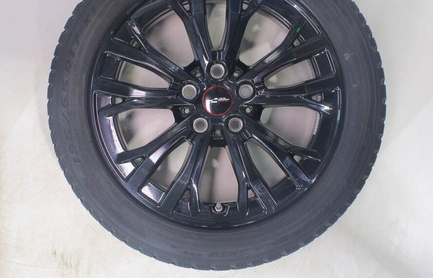 Mini Mini Cooper J01 JCW991 17 inch velgen Maxxis Winterbanden Origineel