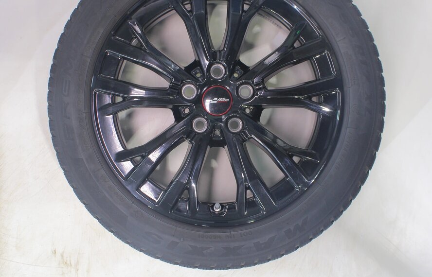 Mini Mini Cooper J01 JCW991 17 inch velgen Maxxis Winterbanden Origineel