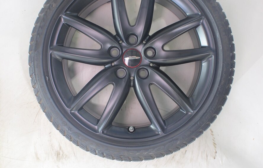 Mini Mini Clubman F54 JCW815 18 inch velgen Pirelli Runflat Winterbanden Origineel