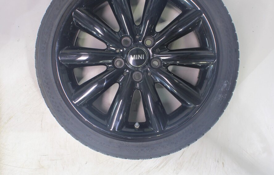 Mini Mini Cooper / S / One / Cabrio F55 F56 F57 499 17 inch velgen Dunlop Winterbanden Origineel