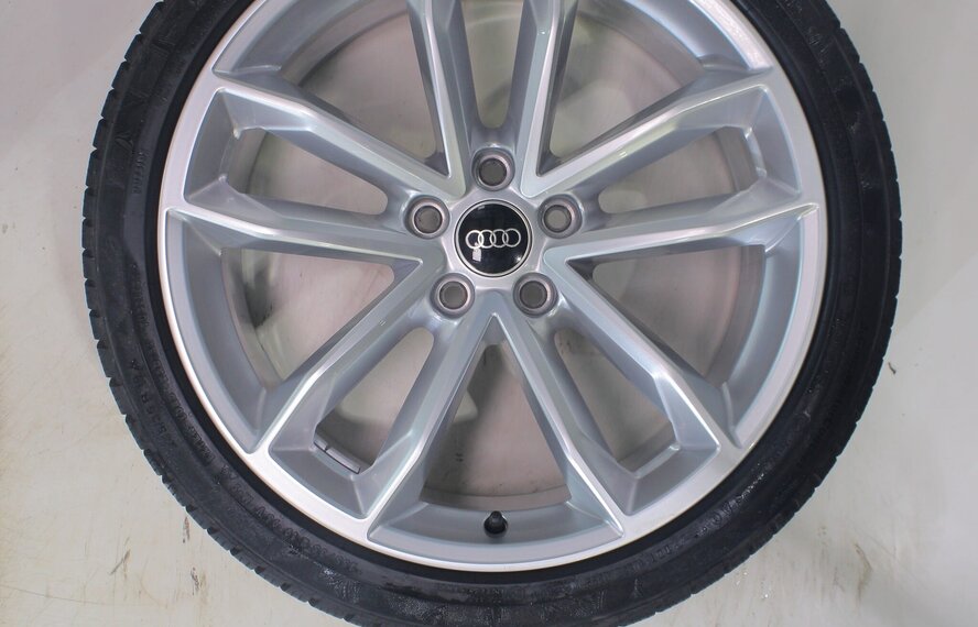 Audi Audi A5 S5 B9 19 inch velgen Continental Winterbanden Origineel