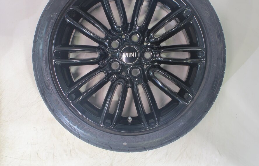 Mini Mini Cooper / S / One / Cabrio F55 F56 F57 500 17 inch velgen Goodyear Runflat Zomerbanden Nieuw Origineel