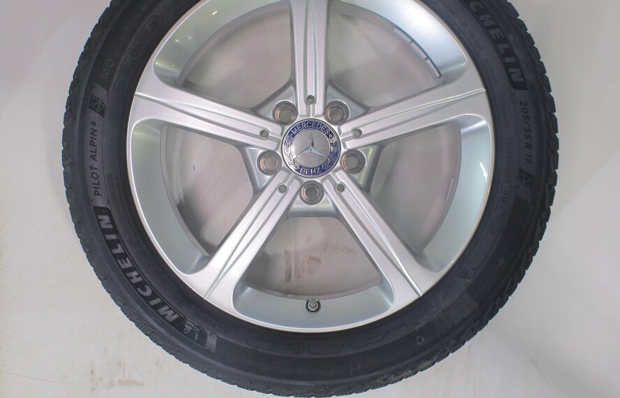 Mercedes Mercedes A B CLA Klasse W177 C118 W247 17 inch velgen Michelin Winterbanden Origineel