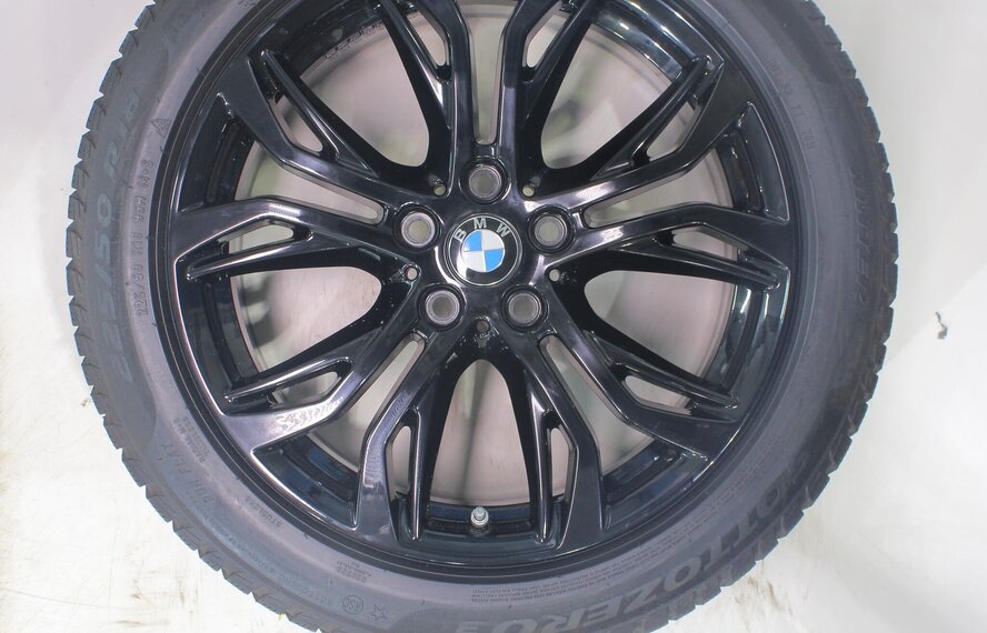 BMW BMW X1 F48 X2 F39 566 18 inch velgen Pirelli Runflat Winterbanden Origineel