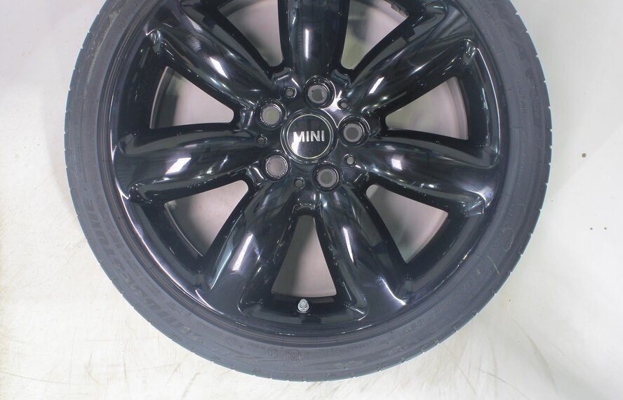 Mini Mini Clubman F54 521 18 inch velgen Bridgestone Runflat Zomerbanden Nieuw Origineel