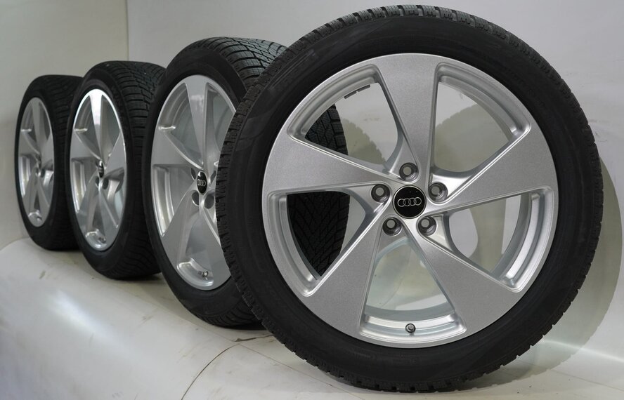 Audi Audi Q5 8MA 20 inch velgen Pirelli Winterbanden Origineel