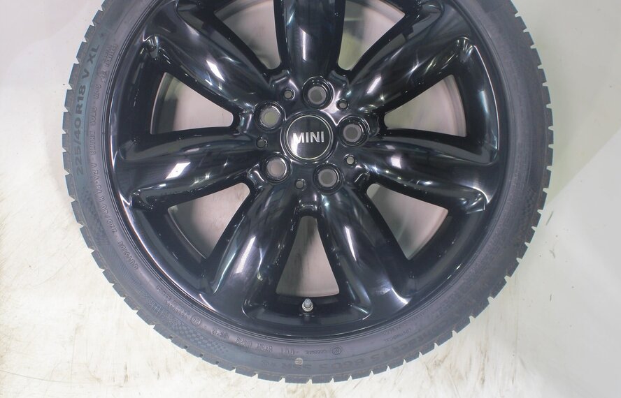 Mini Mini Clubman F54 521 18 inch velgen Continental Runflat Winterbanden Origineel