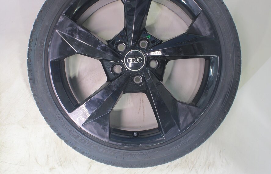 Audi Audi A3 S3 8Y 8V 18 inch velgen Dunlop Winterbanden Origineel