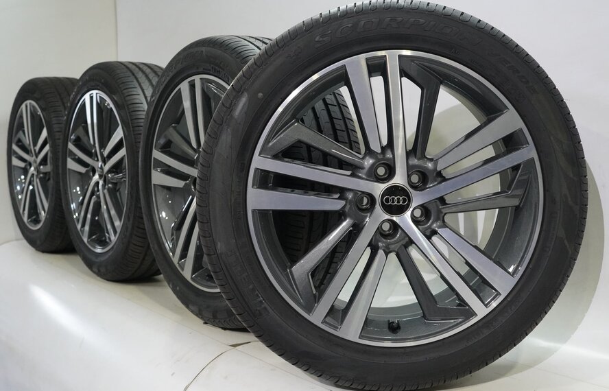 Audi Audi Q5 SQ5 80A 20 inch velgen Pirelli Zomerbanden Origineel