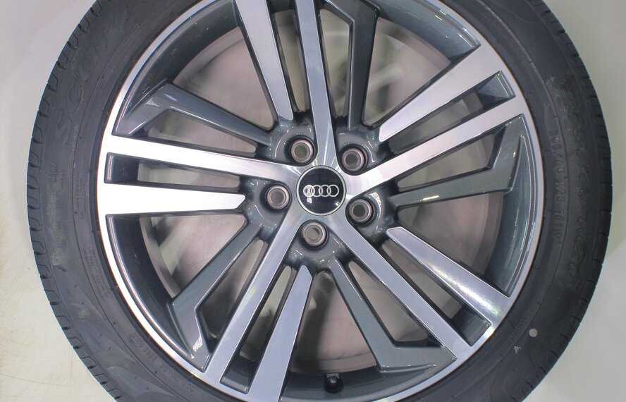 Audi Audi Q5 SQ5 80A 20 inch velgen Pirelli Zomerbanden Origineel