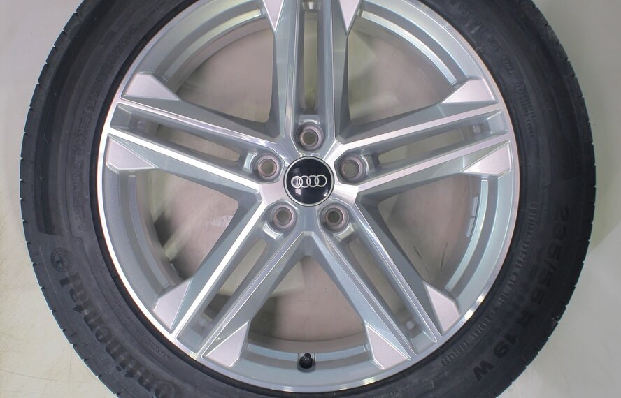 Audi Audi Q5 SQ5 80A 19 inch velgen Continental Zomerbanden Origineel
