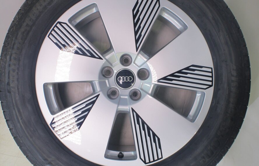 Audi Audi e-tron GE Q8 e-tron 19 inch velgen Bridgestone Zomerbanden Origineel