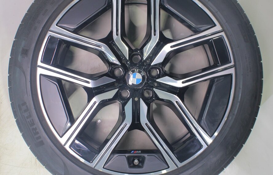 BMW BMW 7 serie G70 X3 G45 907M 20 inch velgen Pirelli Zomerbanden Origineel