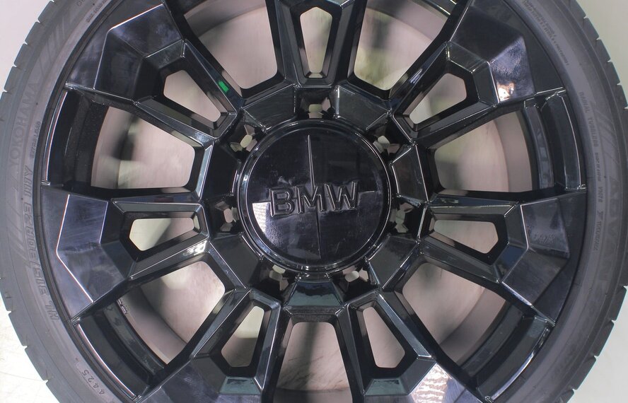 BMW BMW XM G09 923M 23 inch velgen Yokohama Zomerbanden Origineel