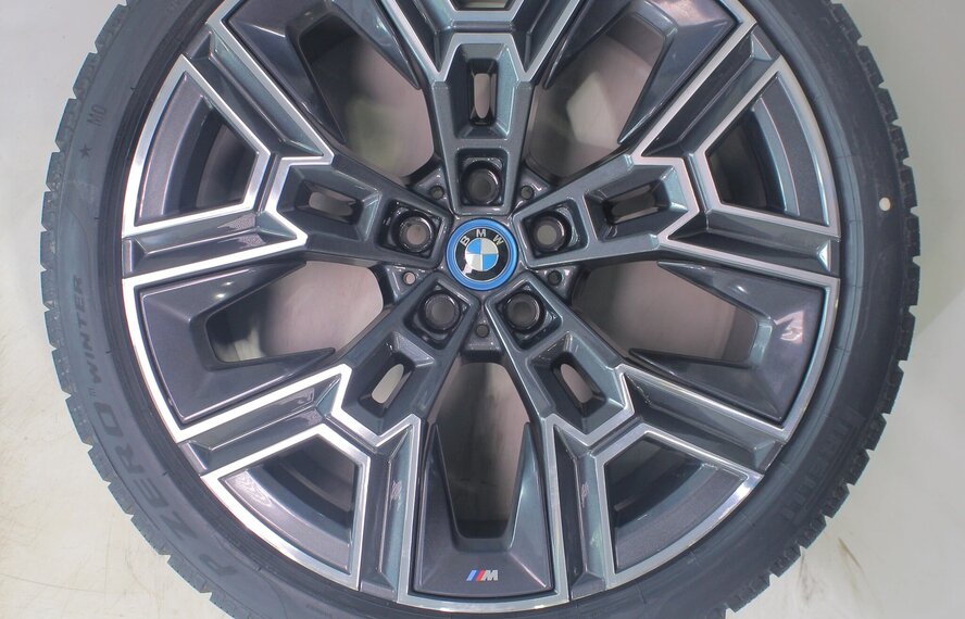 BMW BMW 5 serie i5 G60 G61 939M 20 inch velgen Pirelli Winterbanden Nieuw Origineel
