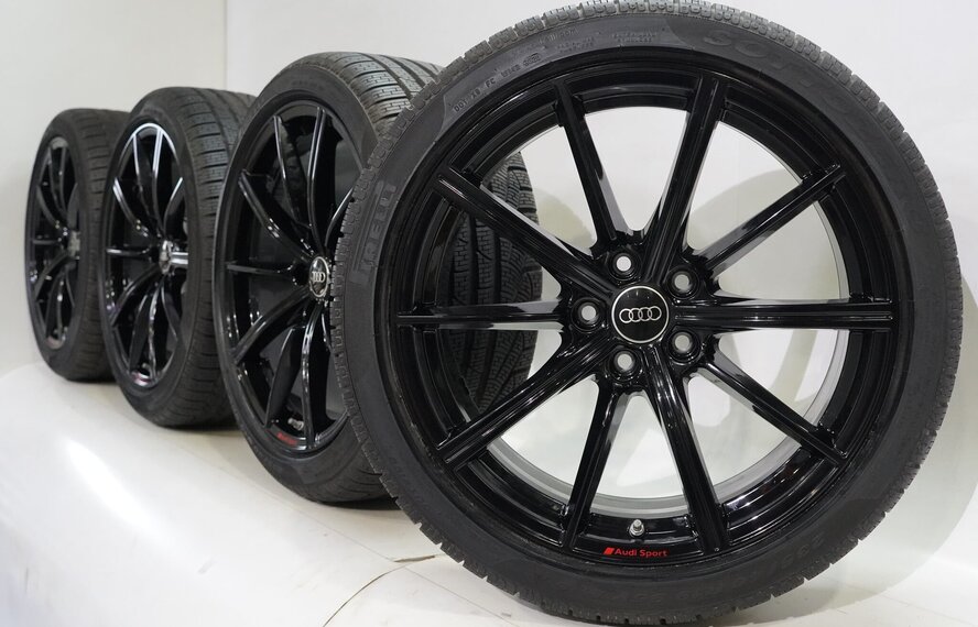 Audi Audi RS4 RS5 B9 RS 19 inch velgen Pirelli Winterbanden Origineel