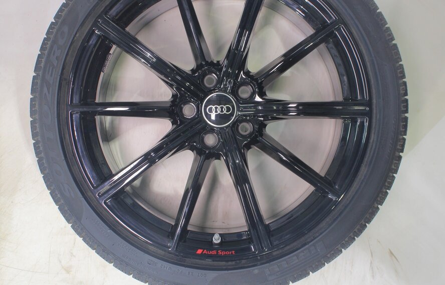 Audi Audi RS4 RS5 B9 RS 19 inch velgen Pirelli Winterbanden Origineel