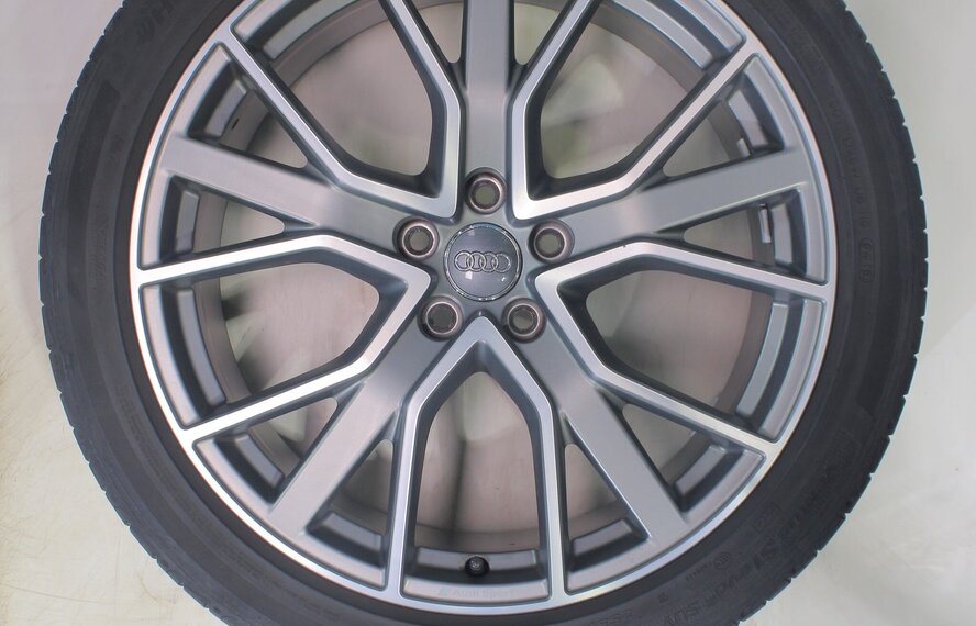 Audi Audi Q3 SQ3 F3B 20 inch velgen Hankook Zomerbanden Origineel