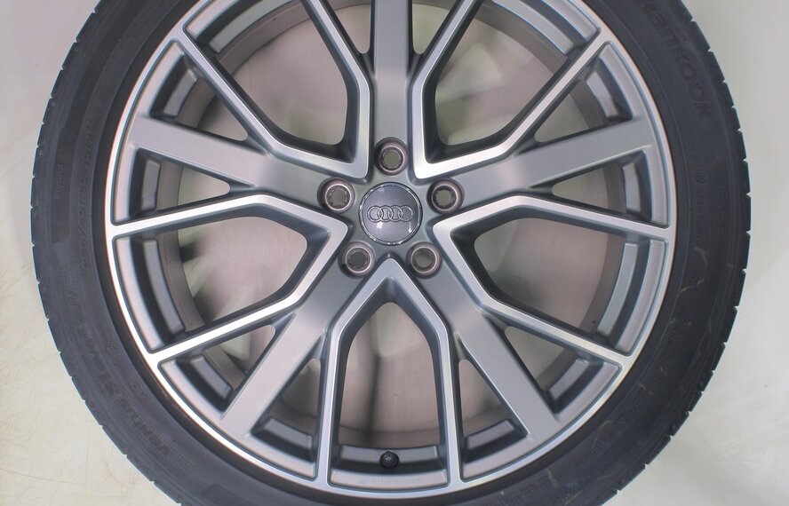 Audi Audi Q3 SQ3 F3B 20 inch velgen Hankook Zomerbanden Origineel