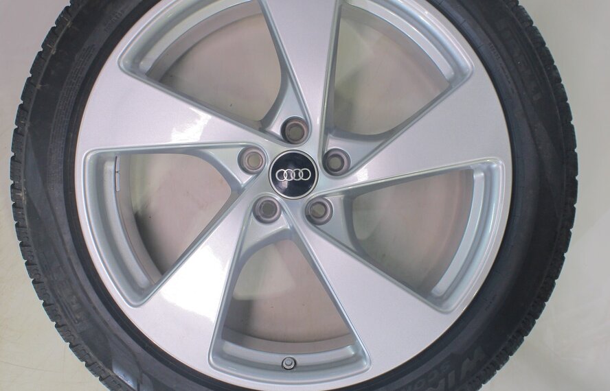 Audi Audi Q5 SQ5 8MA 20 inch velgen Pirelli Winterbanden Nieuw Origineel