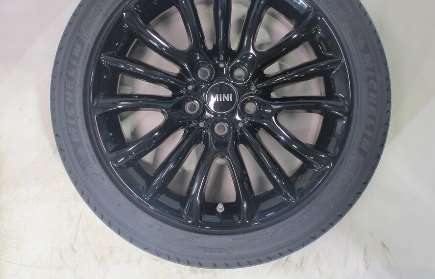 Mini Mini Clubman F54 519 17 inch velgen Michelin Zomerbanden Origineel