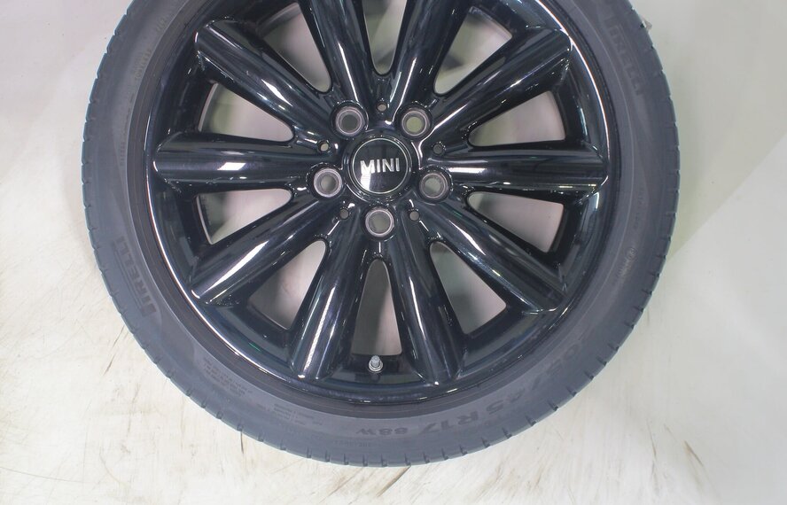 Mini Cooper / S / One / Cabrio F55 F56 F57 499 17 inch velgen Pirelli Zomerbanden Origineel