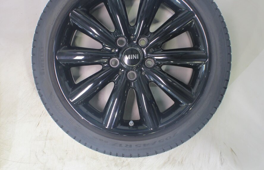 Mini Cooper / S / One / Cabrio F55 F56 F57 499 17 inch velgen Pirelli Zomerbanden Origineel