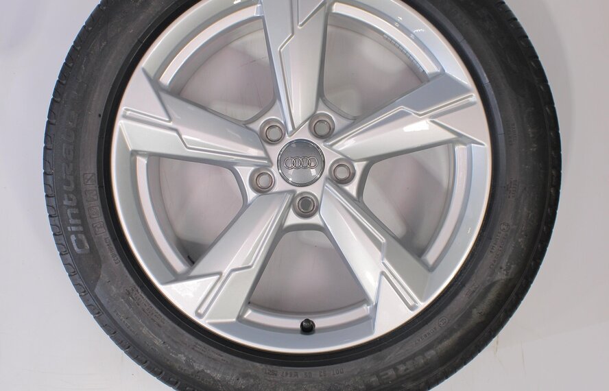 Audi A6 C8 vanaf 2018 18 inch velgen Pirelli Zomerbanden Origineel