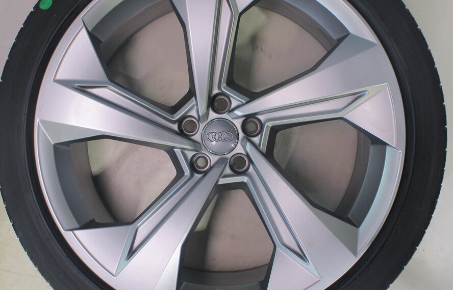 Audi Audi Q7 4M 22 inch velgen Hankook Zomerbanden Origineel