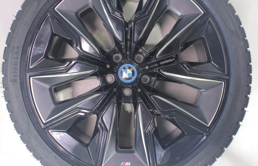 BMW BMW 7er i7 G70 909M 21 inch velgen Pirelli Winterbanden Nieuw Origineel