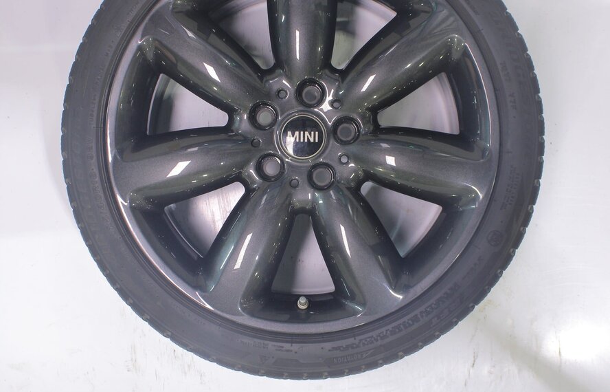 Mini Clubman F54 521 18 inch velgen Bridgestone Runflat Winterbanden Origineel