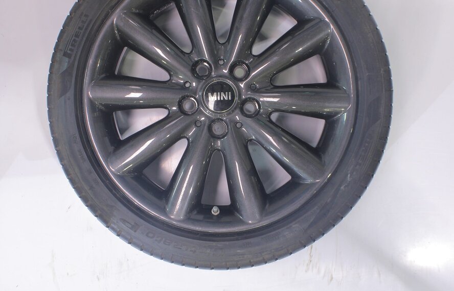 Mini Cooper / S / One / Cabrio F55 F56 F57 499 17 inch velgen Pirelli Zomerbanden Origineel