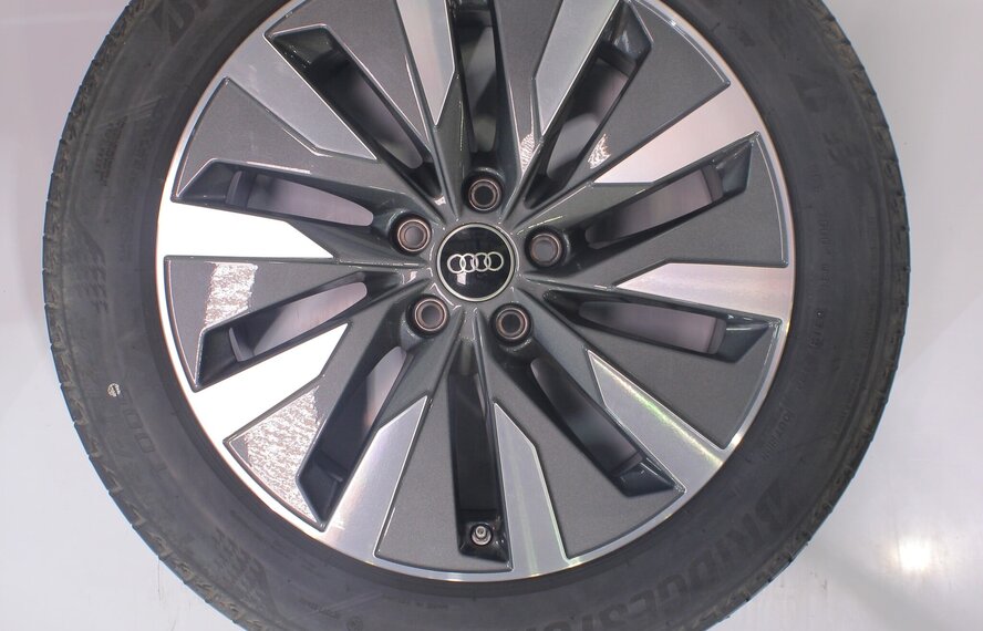 Audi Audi A6 C8 18 inch velgen Bridgestone Zomerbanden Origineel