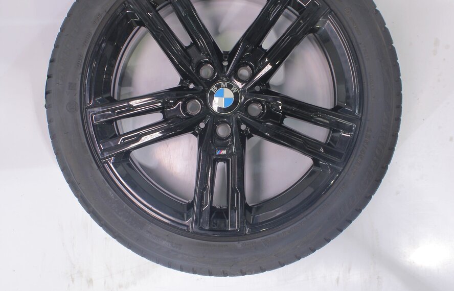 BMW BMW 1 2 serie F40 F44 2 serie Gran Coupe 550M 17 inch velgen Bridgestone Runflat Winterbanden Origineel