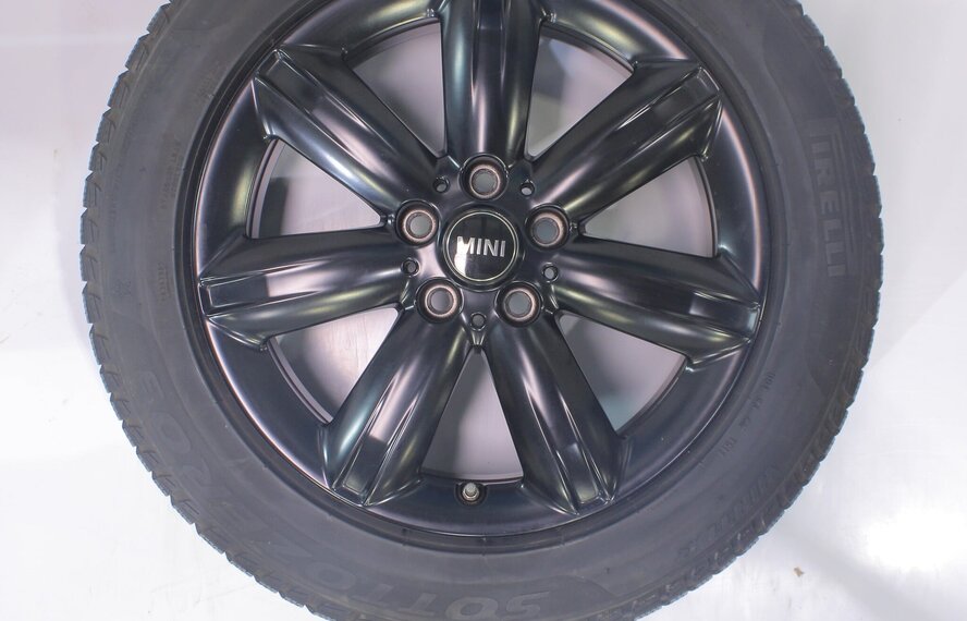 Mini Mini Countryman F60 539 17 inch velgen Pirelli Winterbanden Origineel