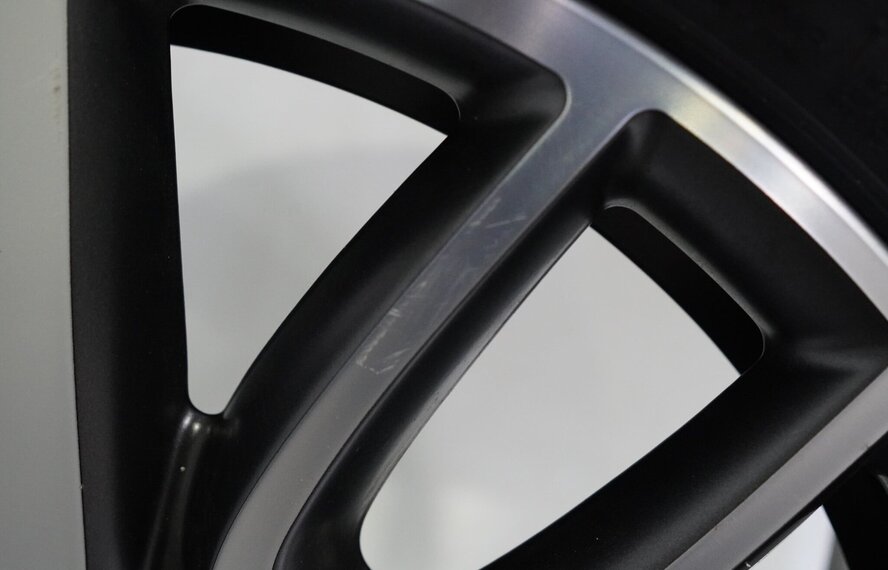 Mini Mini Countryman F60 JCW529 18 inch velgen Bridgestone Runflat Winterbanden Nieuw Origineel