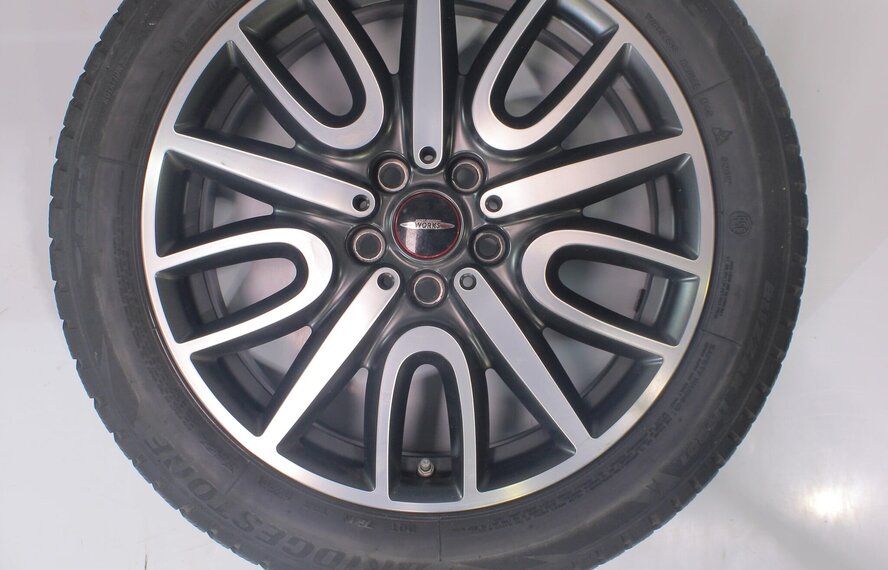 Mini Mini Countryman F60 JCW529 18 inch velgen Bridgestone Runflat Winterbanden Nieuw Origineel