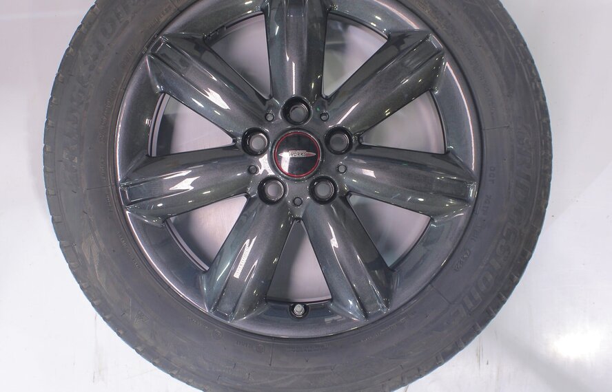 Mini Mini Countryman F60 539 17 inch velgen Bridgestone Winterbanden Origineel