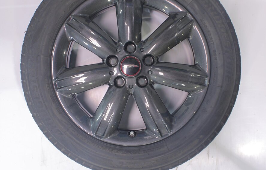 Mini Mini Countryman F60 539 17 inch velgen Bridgestone Winterbanden Origineel