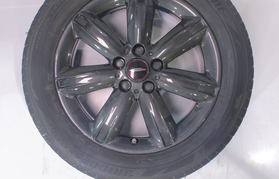 Mini Mini Countryman F60 539 17 inch velgen Bridgestone Winterbanden Origineel