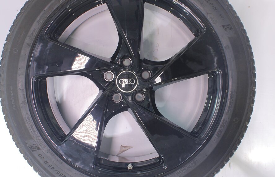 Audi Audi Q5 8MA 20 inch velgen Michelin Winterbanden Origineel