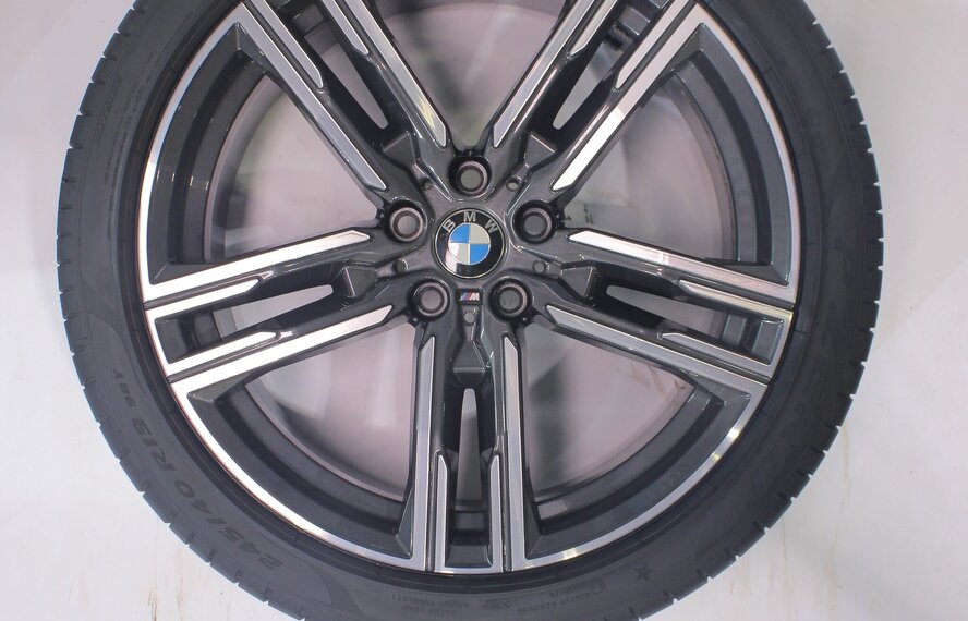 BMW BMW 5 serie G30 G31 8 serie G14 G15 G16 727M 19 inch velgen Pirelli Zomerbanden Nieuw Origineel