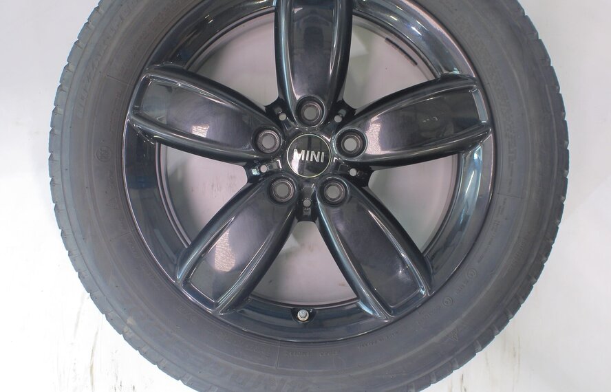 Mini Mini Countryman F60 531 17 inch velgen Bridgestone Runflat Winterbanden Origineel