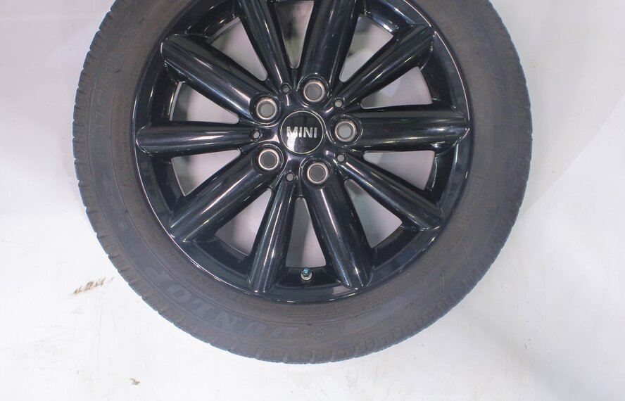 Mini Mini Cooper / S / One / Cabrio F55 F56 F57 508 16 inch velgen Dunlop Runflat Winterbanden Origineel