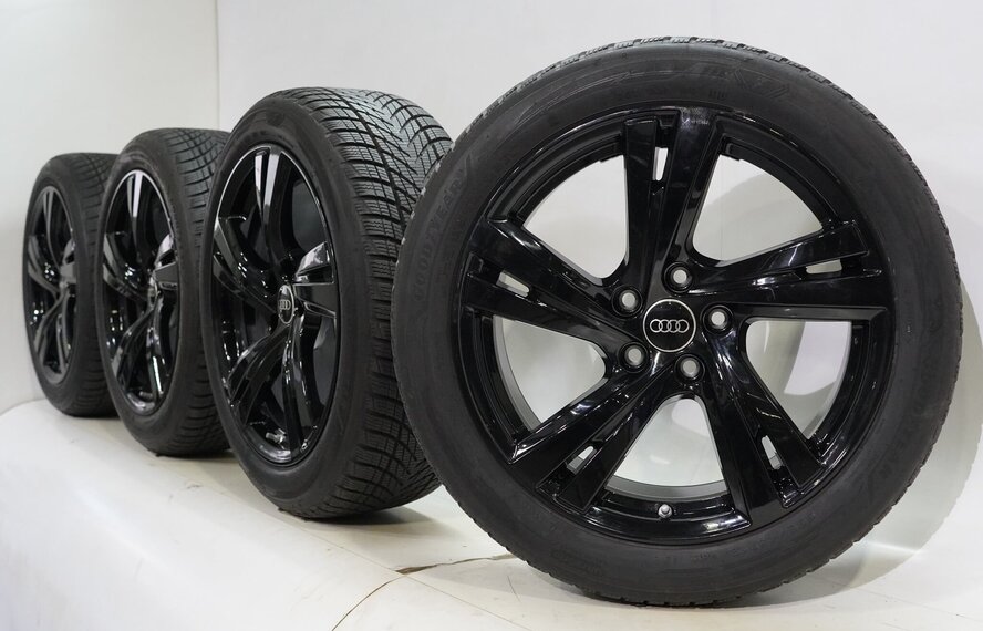 Audi Audi A5 S5 B10 18 inch velgen Goodyear Winterbanden Origineel
