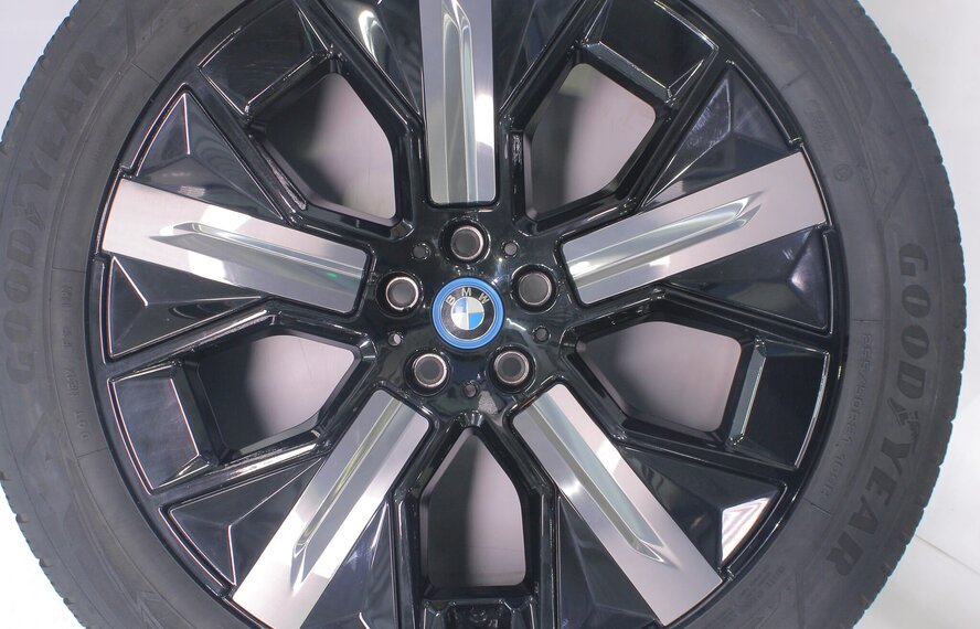BMW BMW iX i20 1010 21 inch velgen Goodyear Winterbanden Origineel